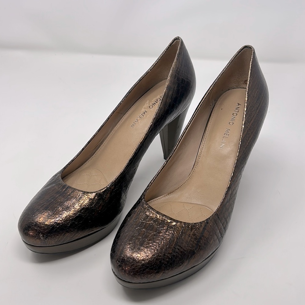 Antonio Melani Bronze Platform Pumps Size 8.5 Great Condition